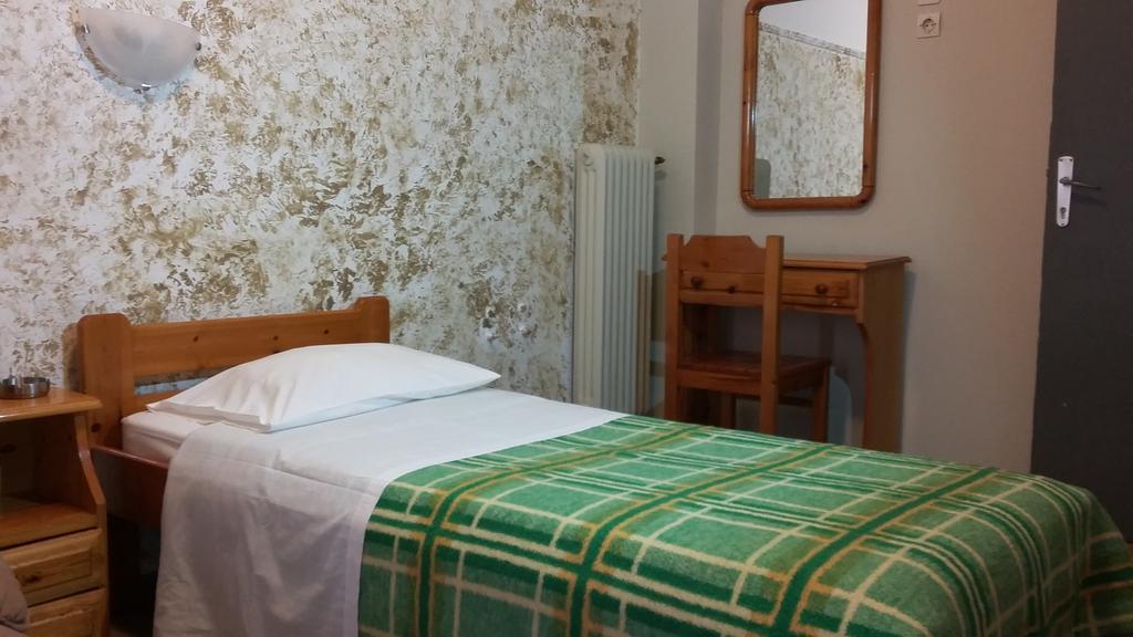 Alma Hotel Атина Екстериор снимка