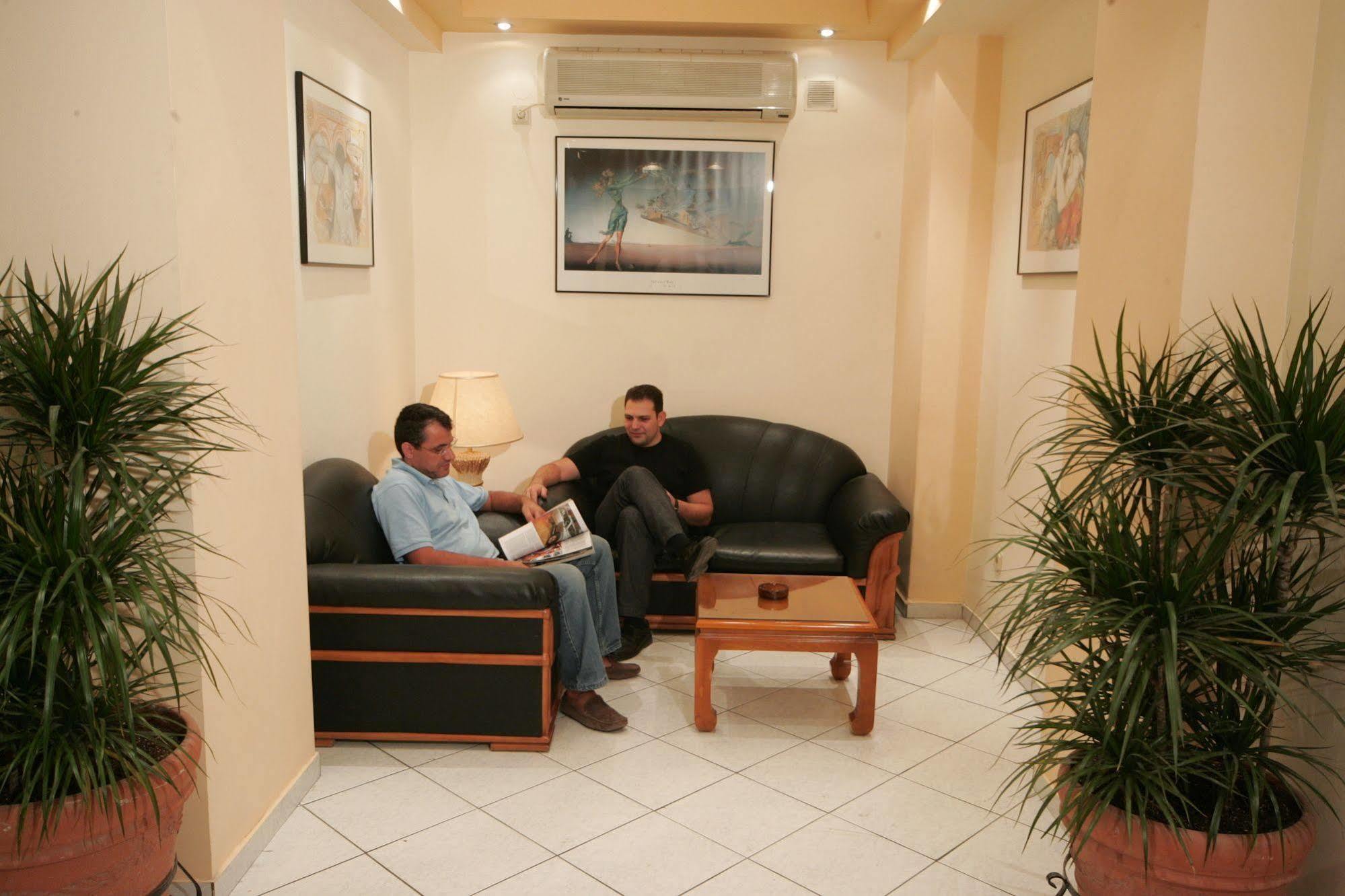 Alma Hotel Атина Екстериор снимка