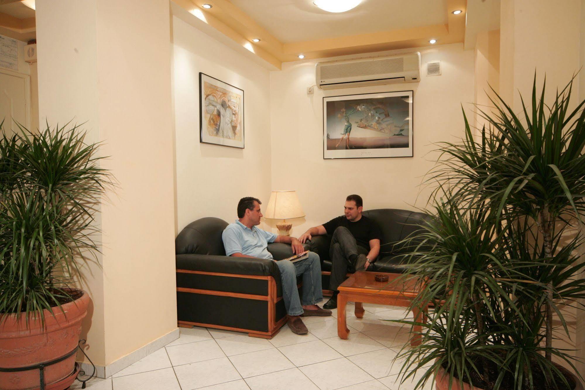 Alma Hotel Атина Екстериор снимка