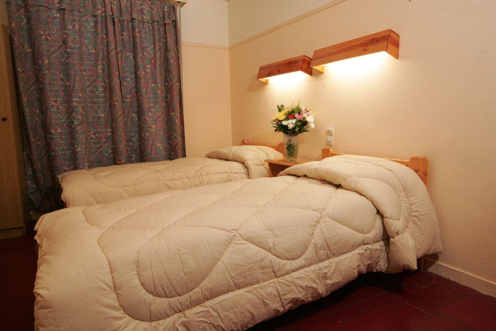Alma Hotel Атина Екстериор снимка